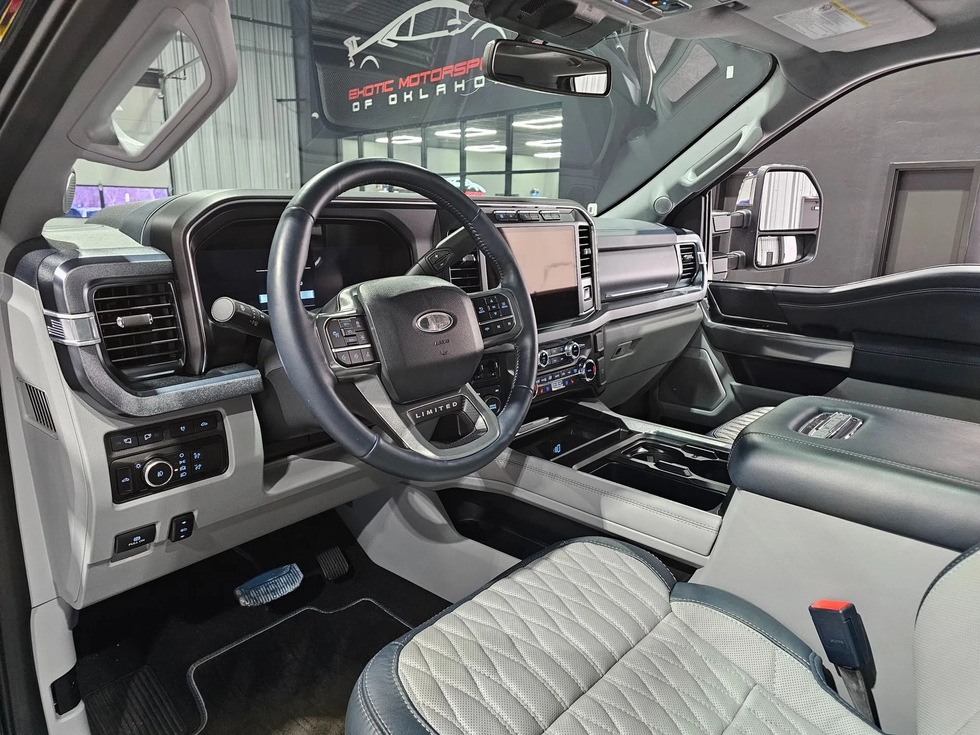 2024 Ford F-450SD Limited