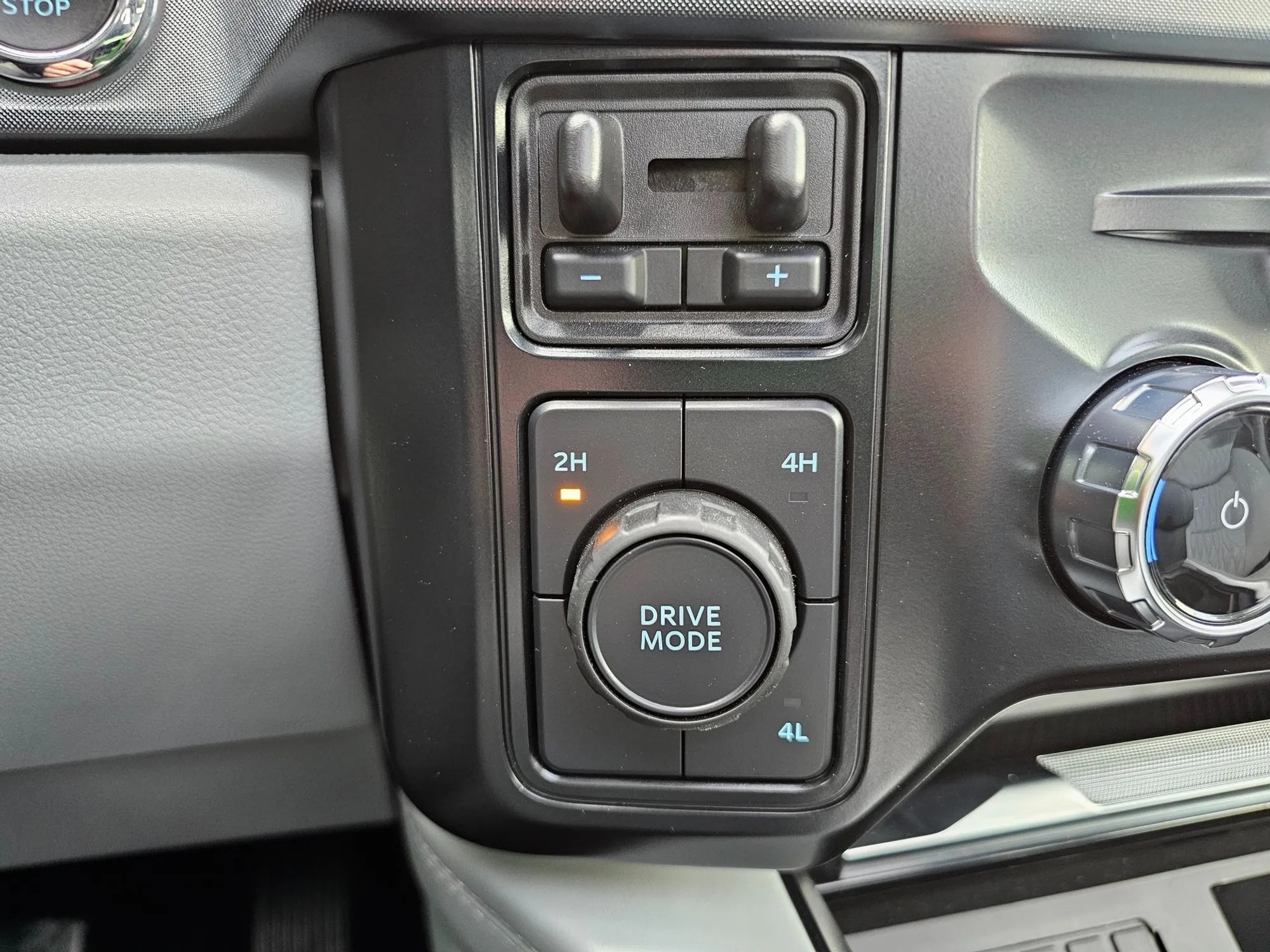 2024 Ford F-450SD Limited