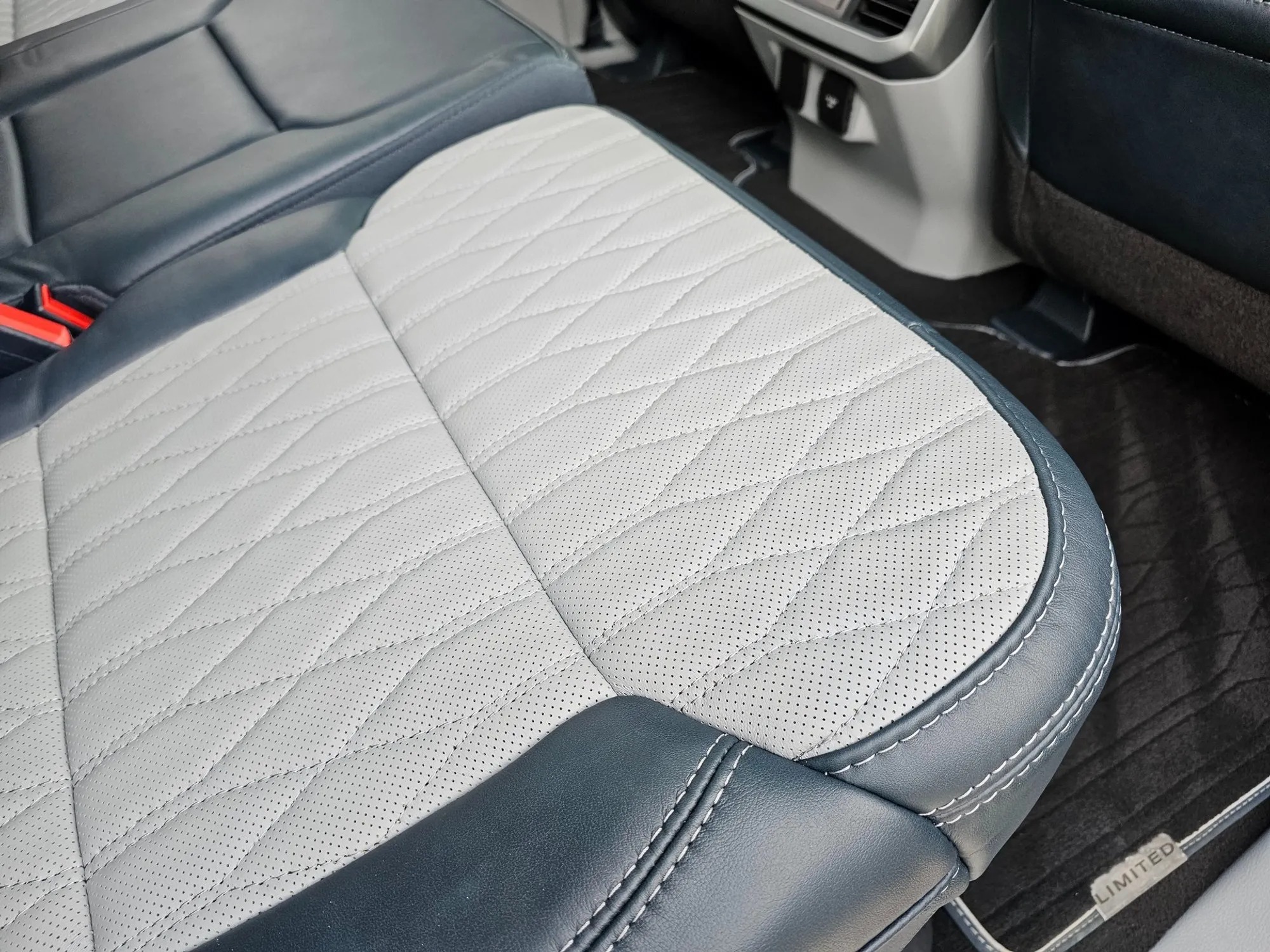 2024 Ford F-450SD Limited