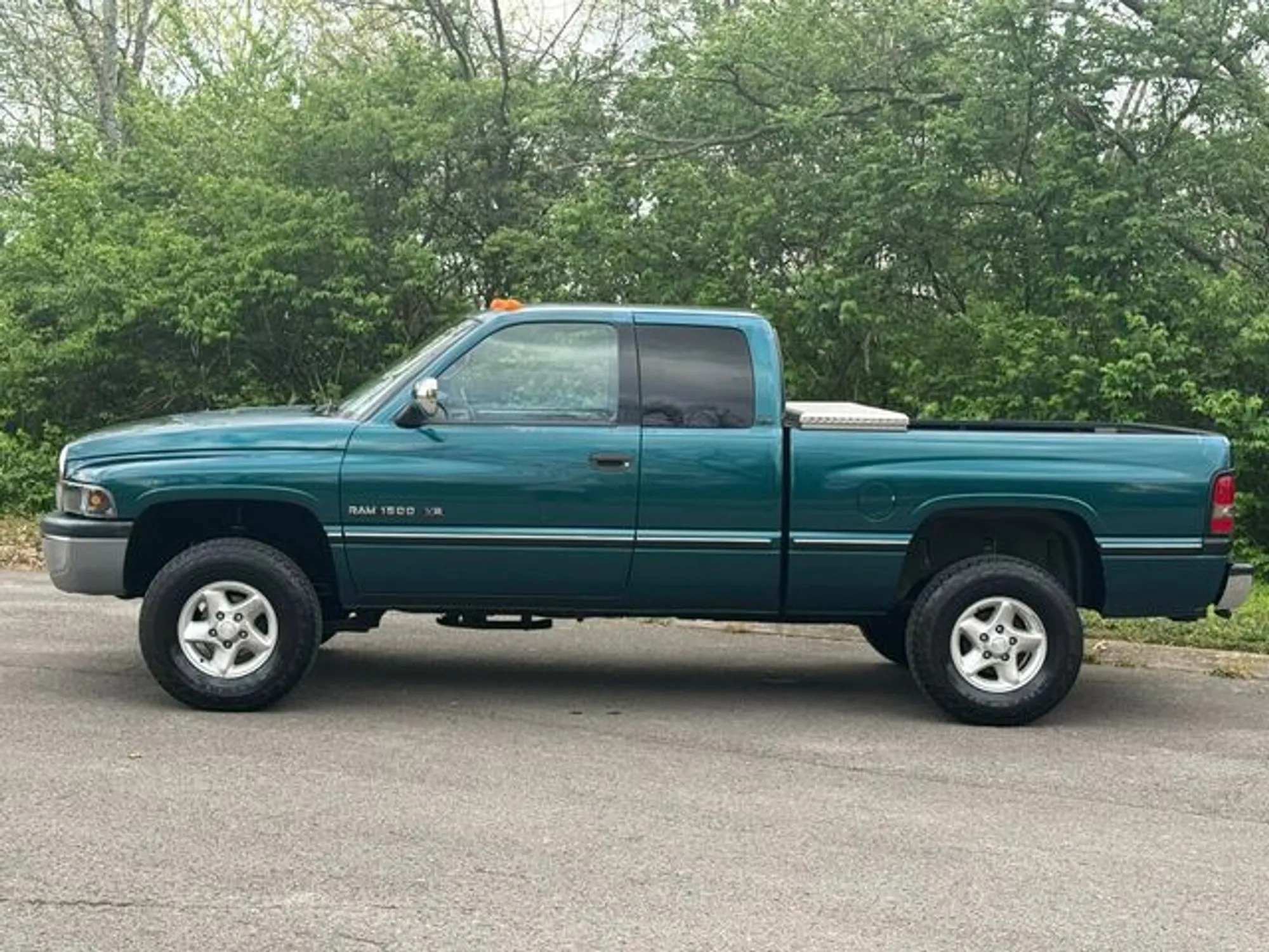 1997 Dodge Ram 1500 Laramie SLT - 5
