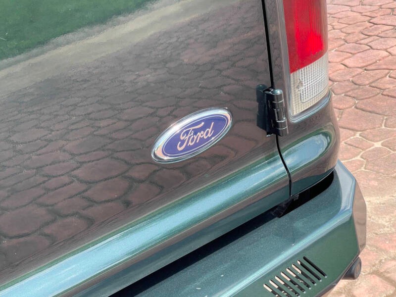 2002 Ford Excursion Limited