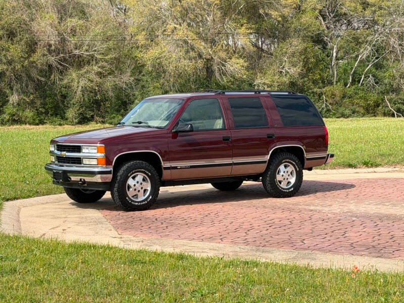 1995 Chevrolet Tahoe LT - 2