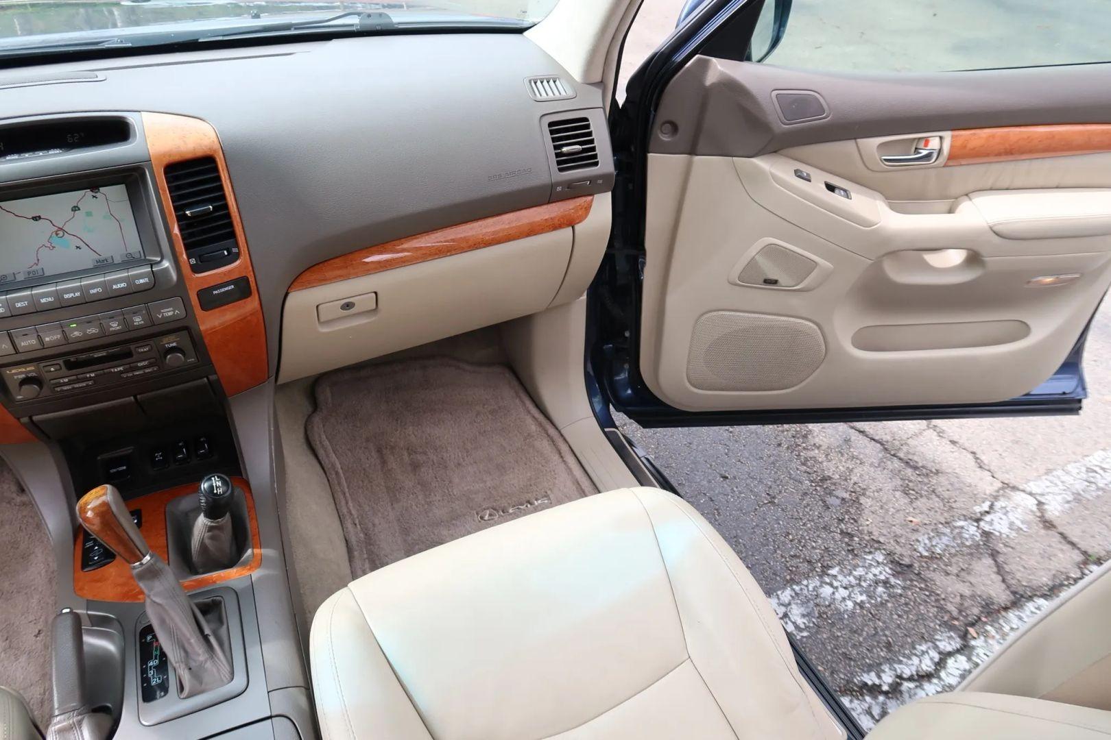 2004 Lexus GX 470