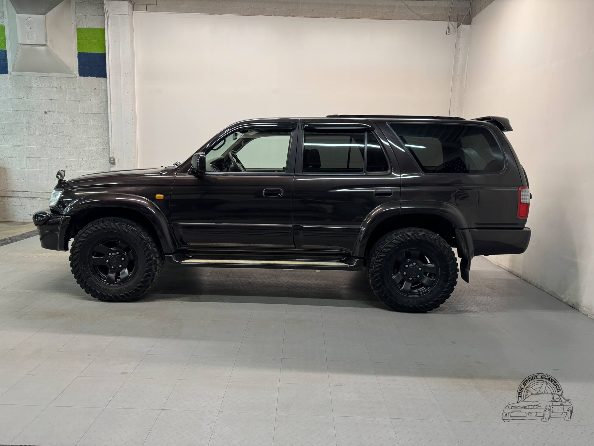 2000 Toyota Hilux Surf SSR-G - 2