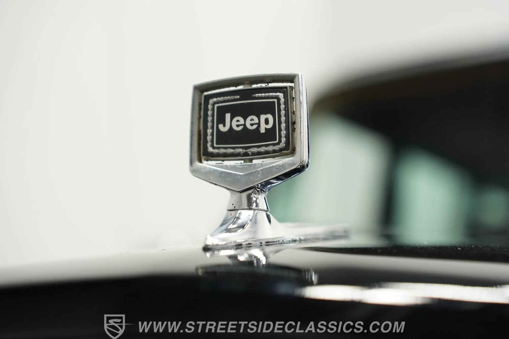 1988 Jeep Grand Wagoneer