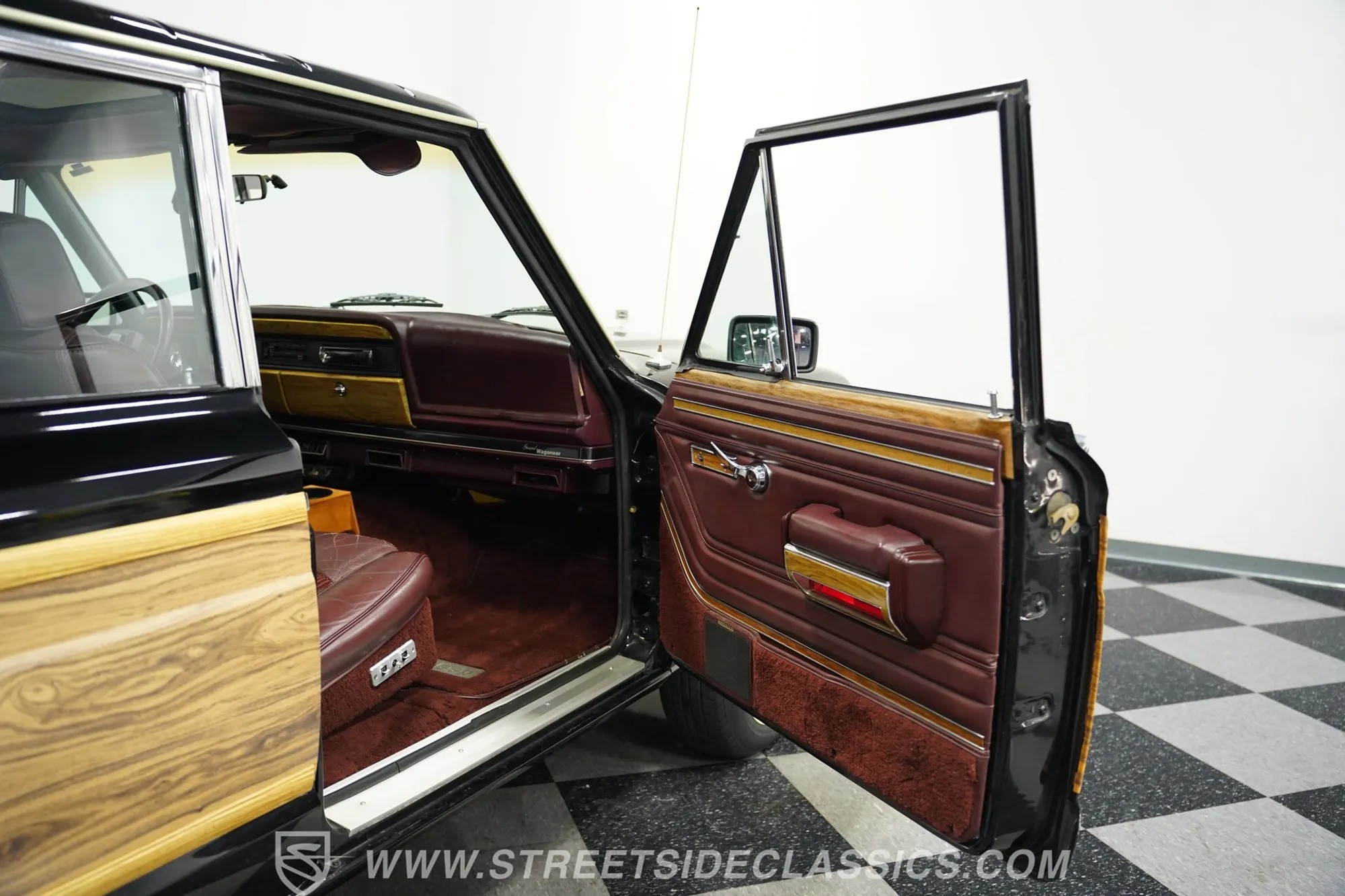 1988 Jeep Grand Wagoneer