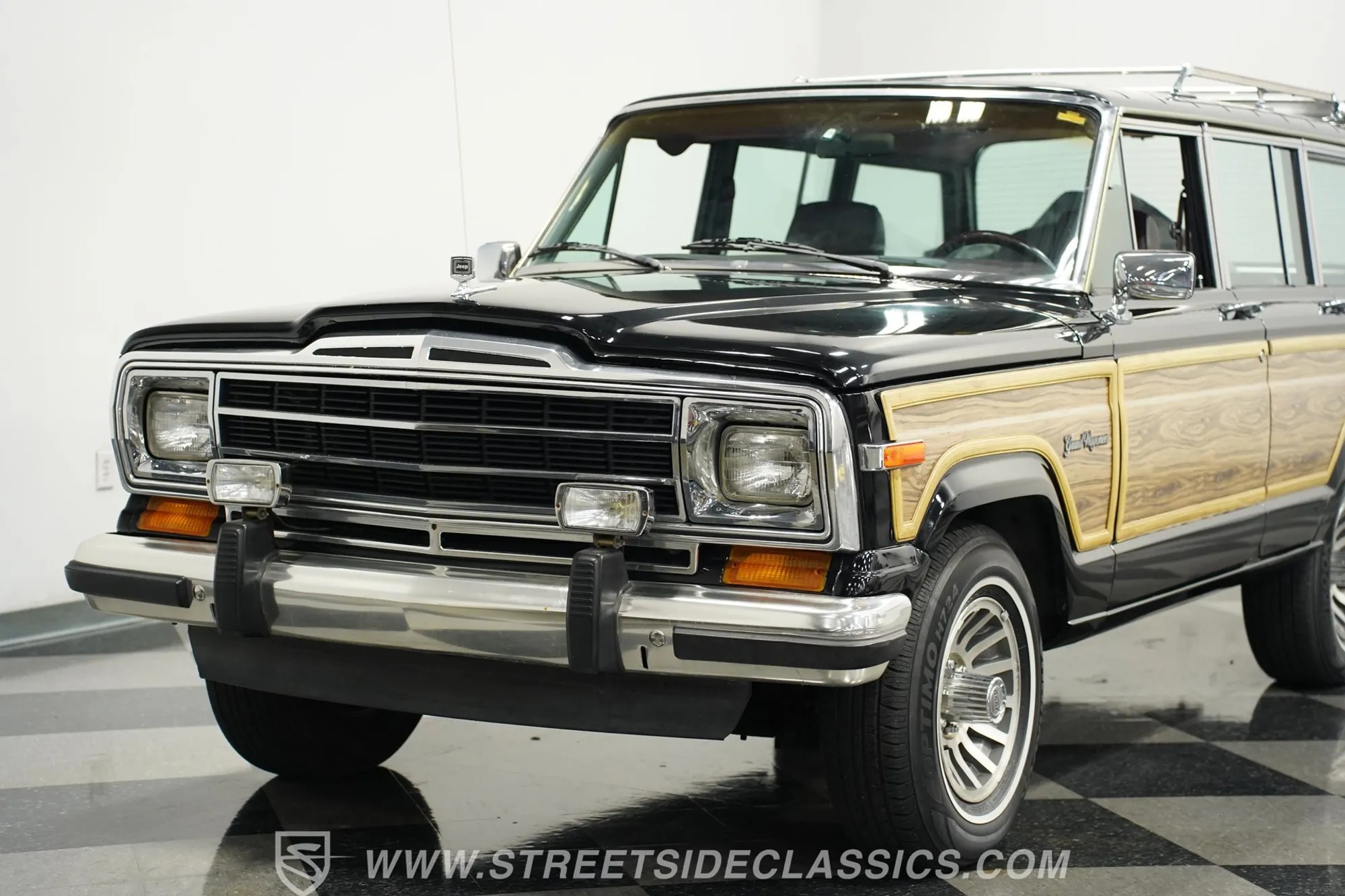 1988 Jeep Grand Wagoneer