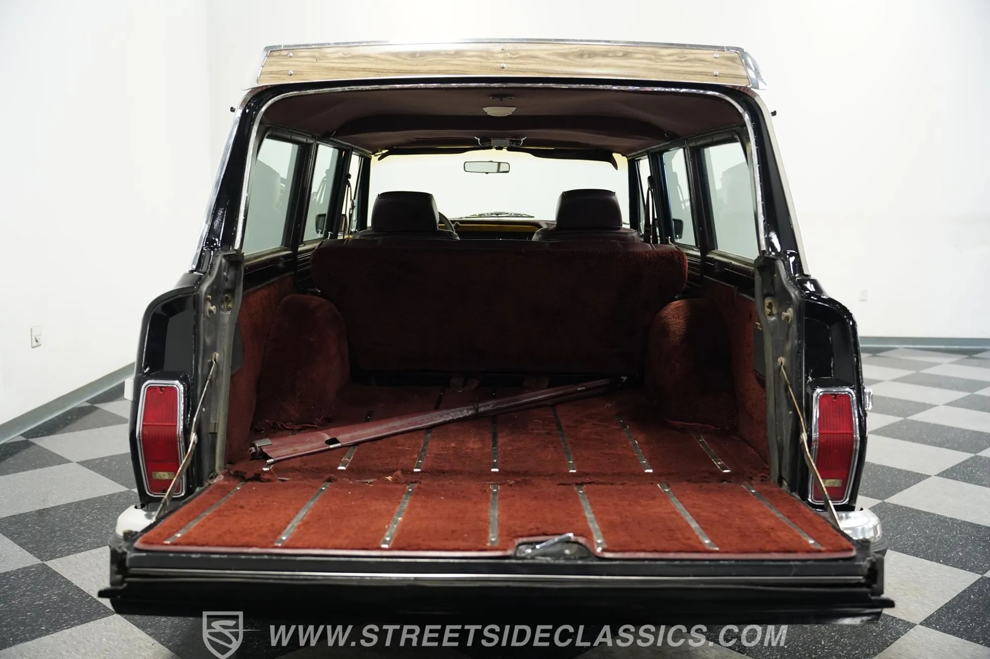 1988 Jeep Grand Wagoneer