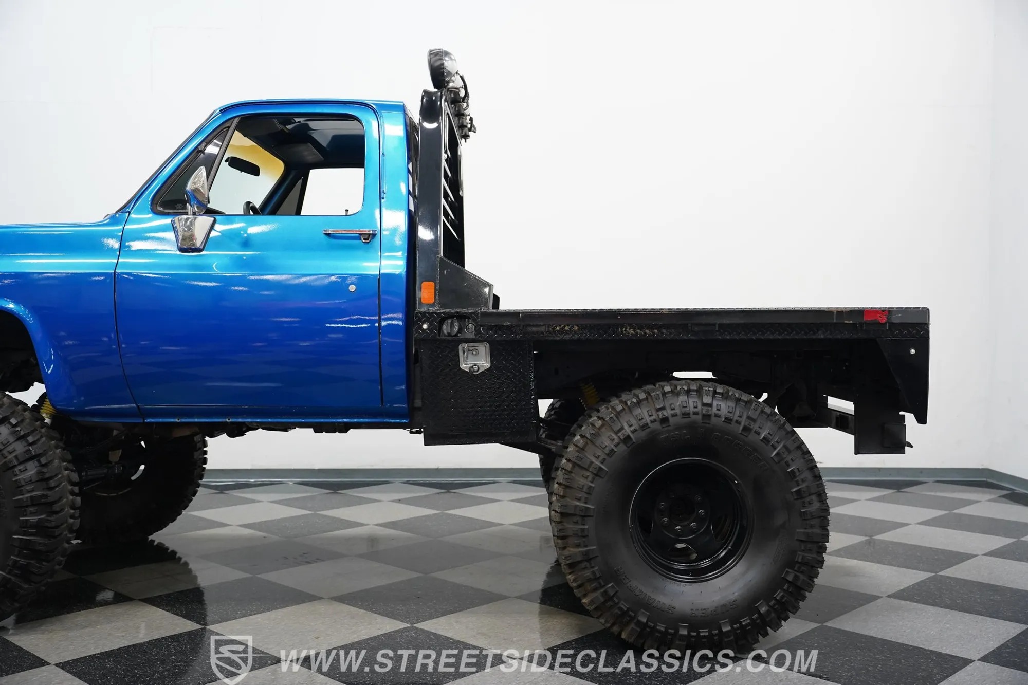 1984 Chevrolet K10 4×4 Dually