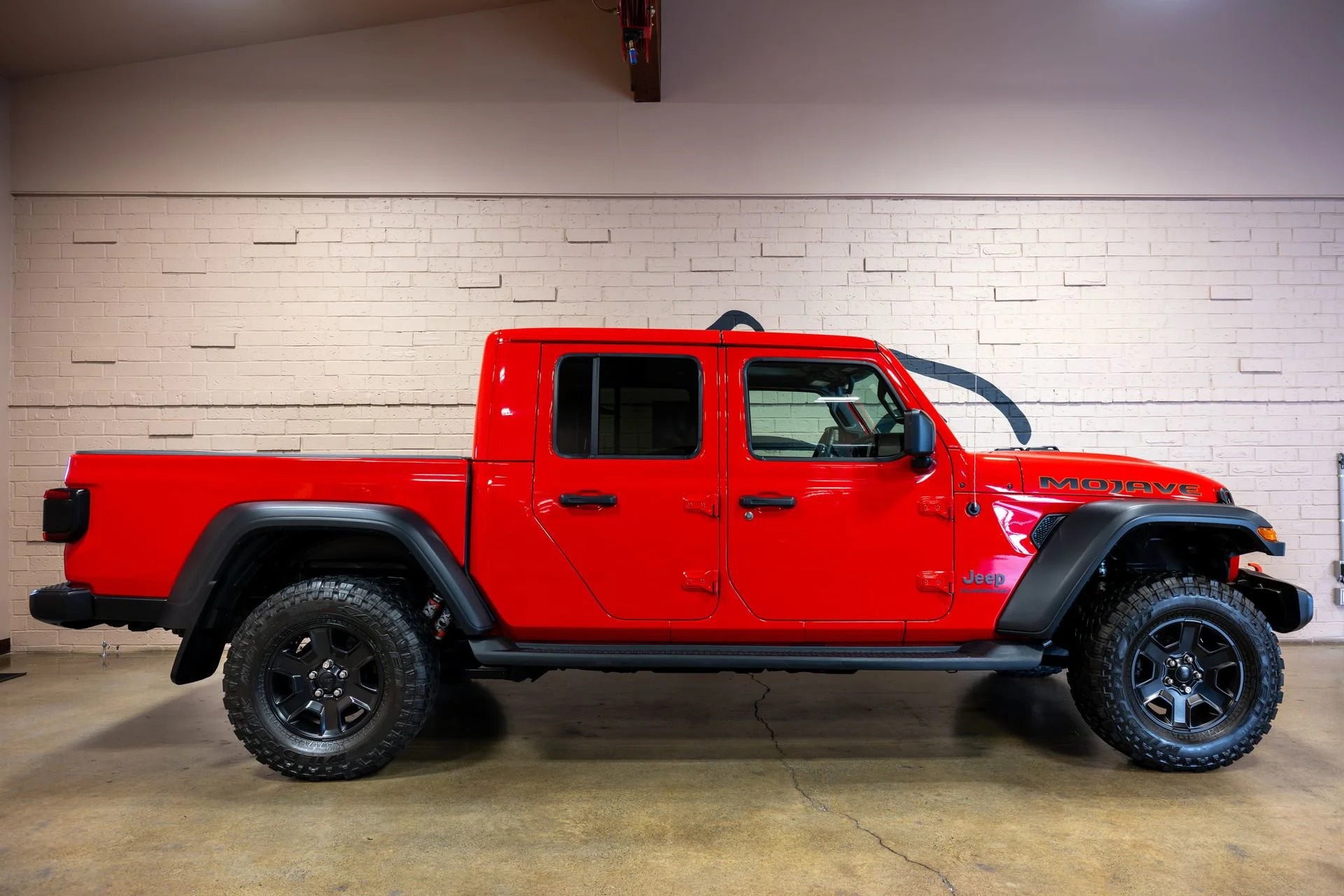 2021 Jeep Gladiator Mojave - 2