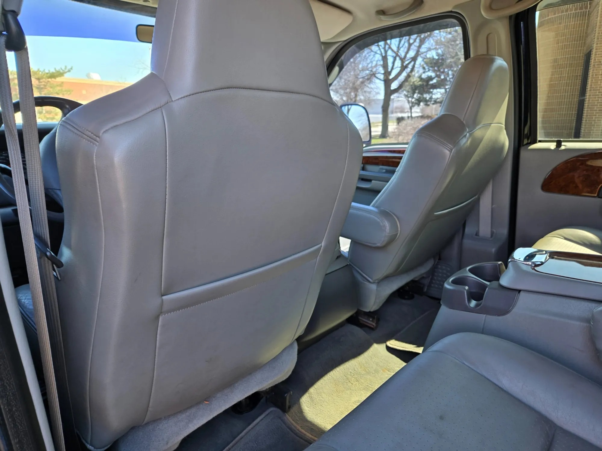 57k-Mile 2002 Ford F-350 Super Duty Lariat LE