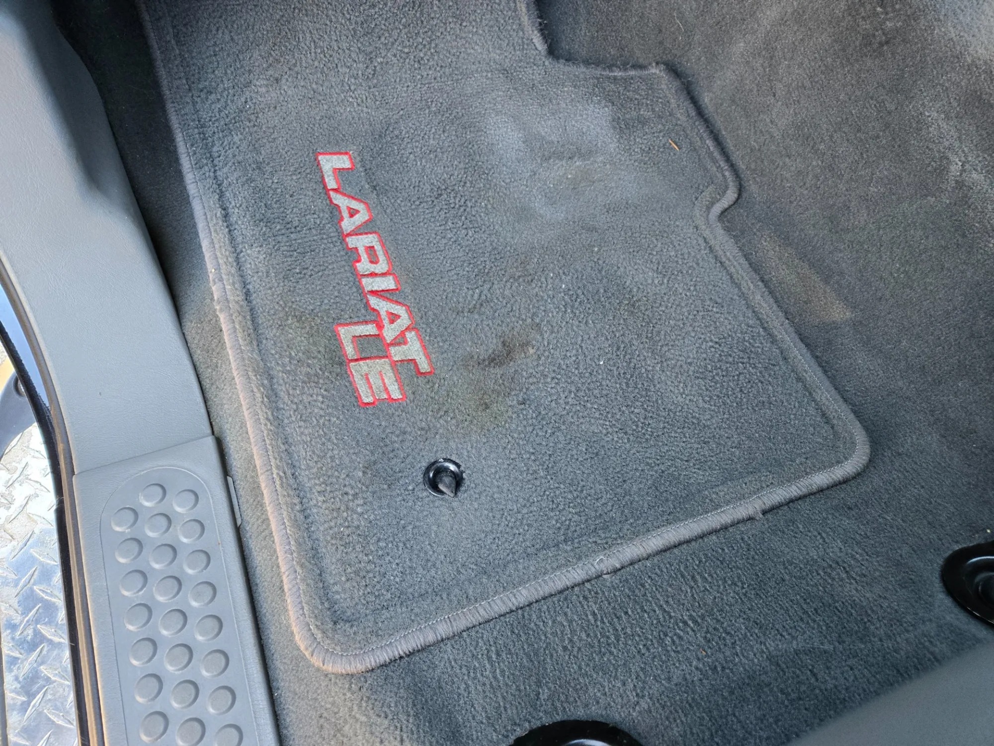 57k-Mile 2002 Ford F-350 Super Duty Lariat LE