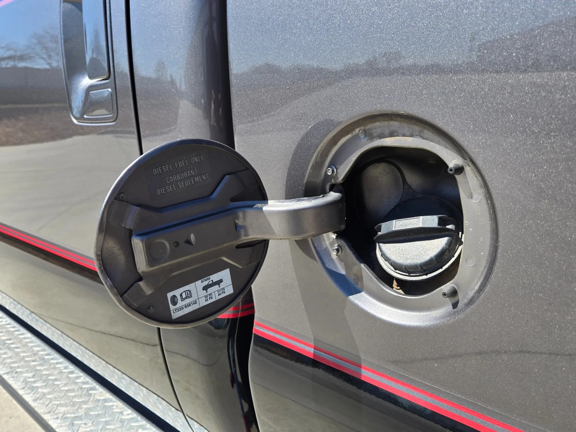 57k-Mile 2002 Ford F-350 Super Duty Lariat LE