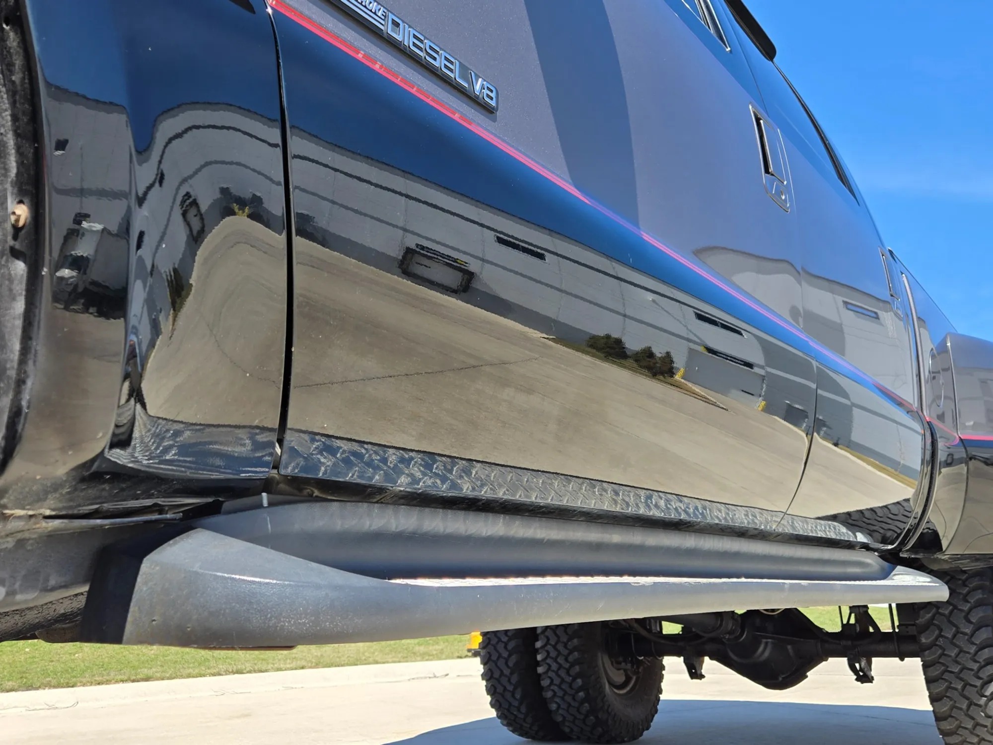 57k-Mile 2002 Ford F-350 Super Duty Lariat LE