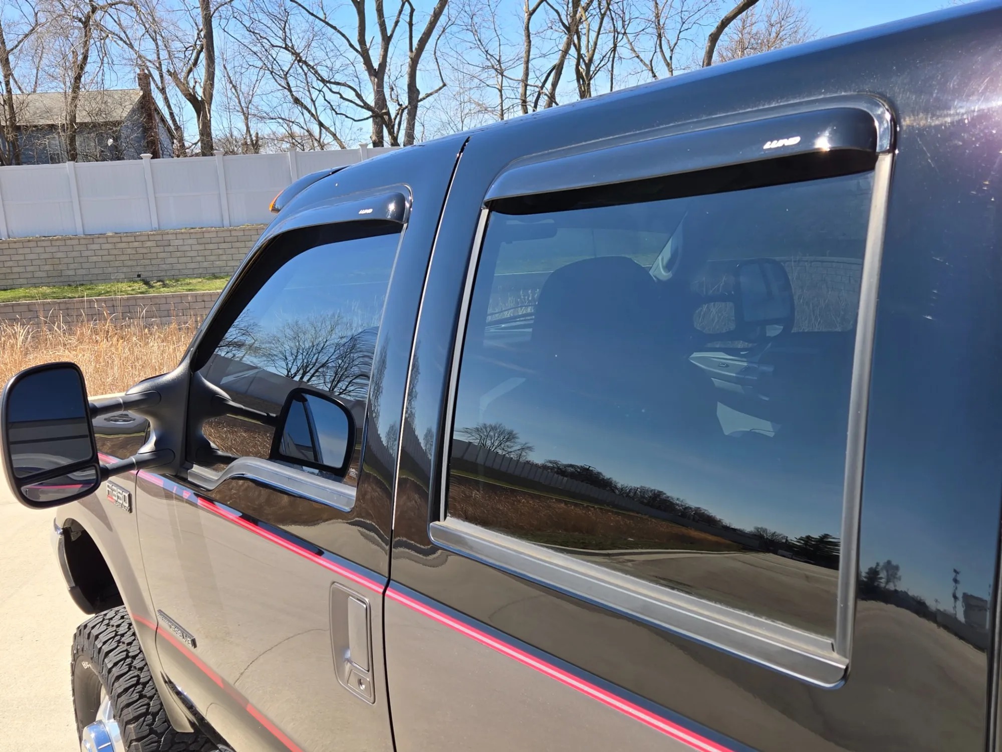 57k-Mile 2002 Ford F-350 Super Duty Lariat LE