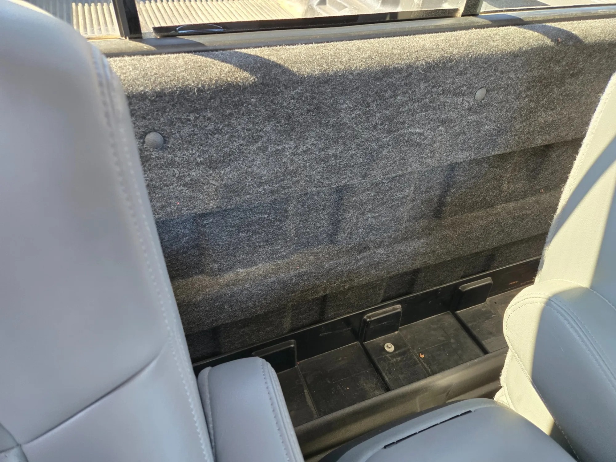 57k-Mile 2002 Ford F-350 Super Duty Lariat LE