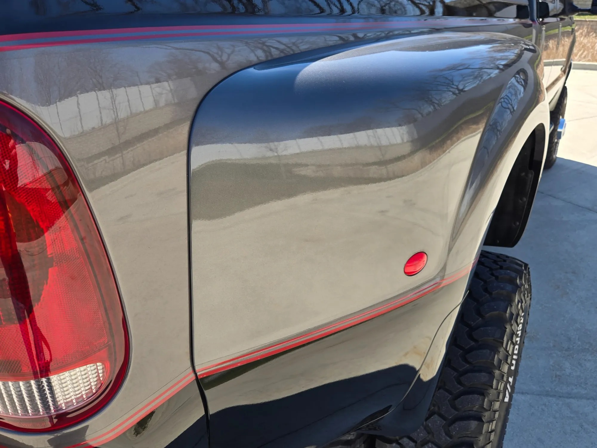 57k-Mile 2002 Ford F-350 Super Duty Lariat LE