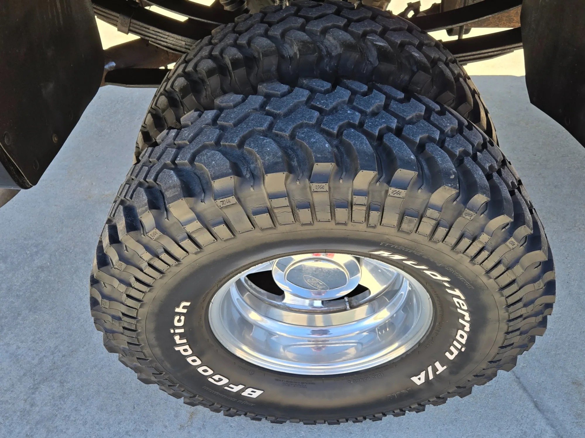 57k-Mile 2002 Ford F-350 Super Duty Lariat LE