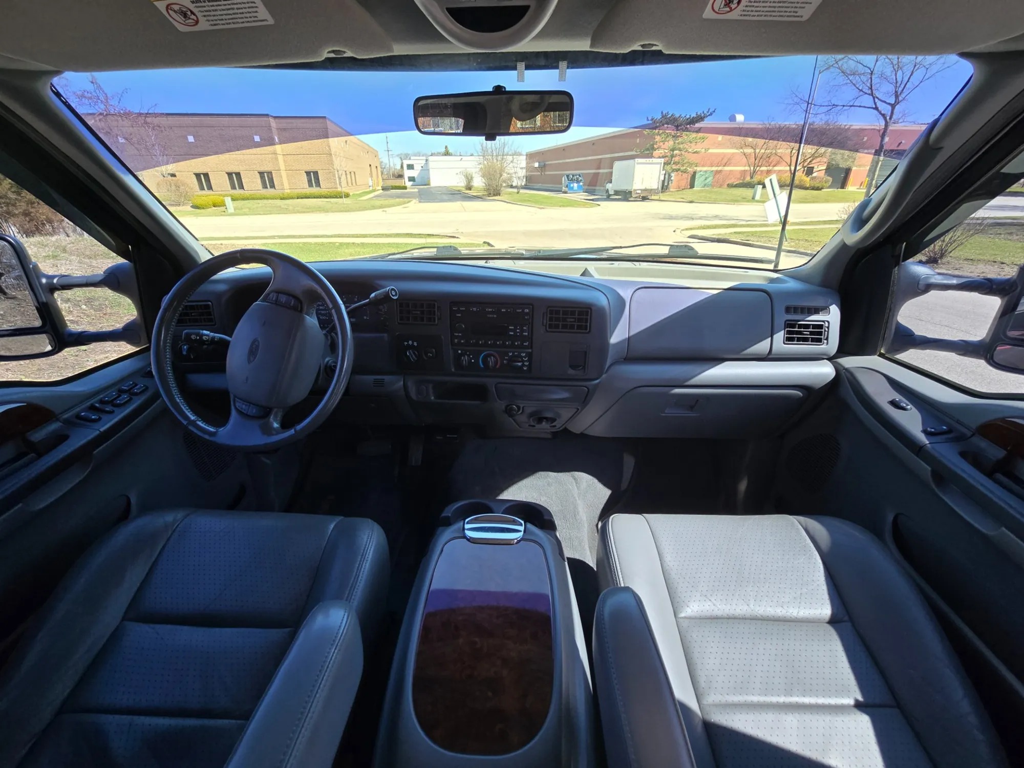 57k-Mile 2002 Ford F-350 Super Duty Lariat LE