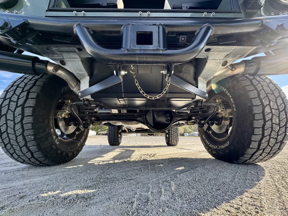 Restomod 1997 Land Rover Defender 90 Soft Top