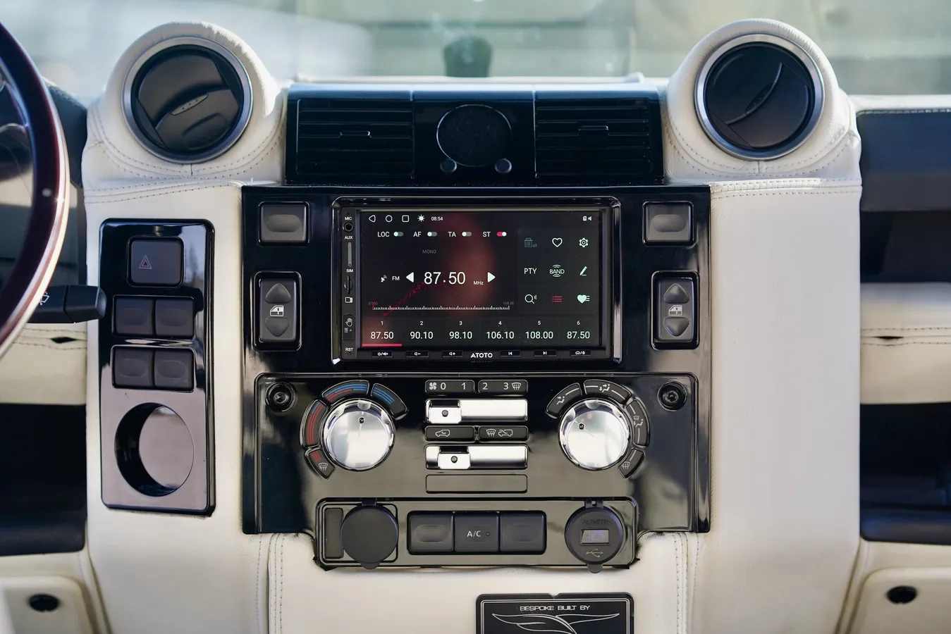 Restomod 1997 Land Rover Defender 90 Soft Top