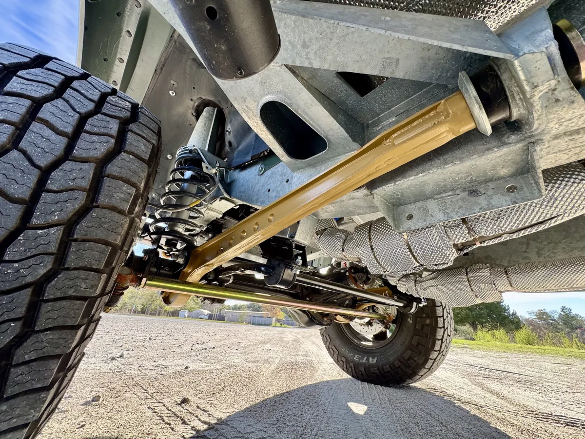 Restomod 1997 Land Rover Defender 90 Soft Top