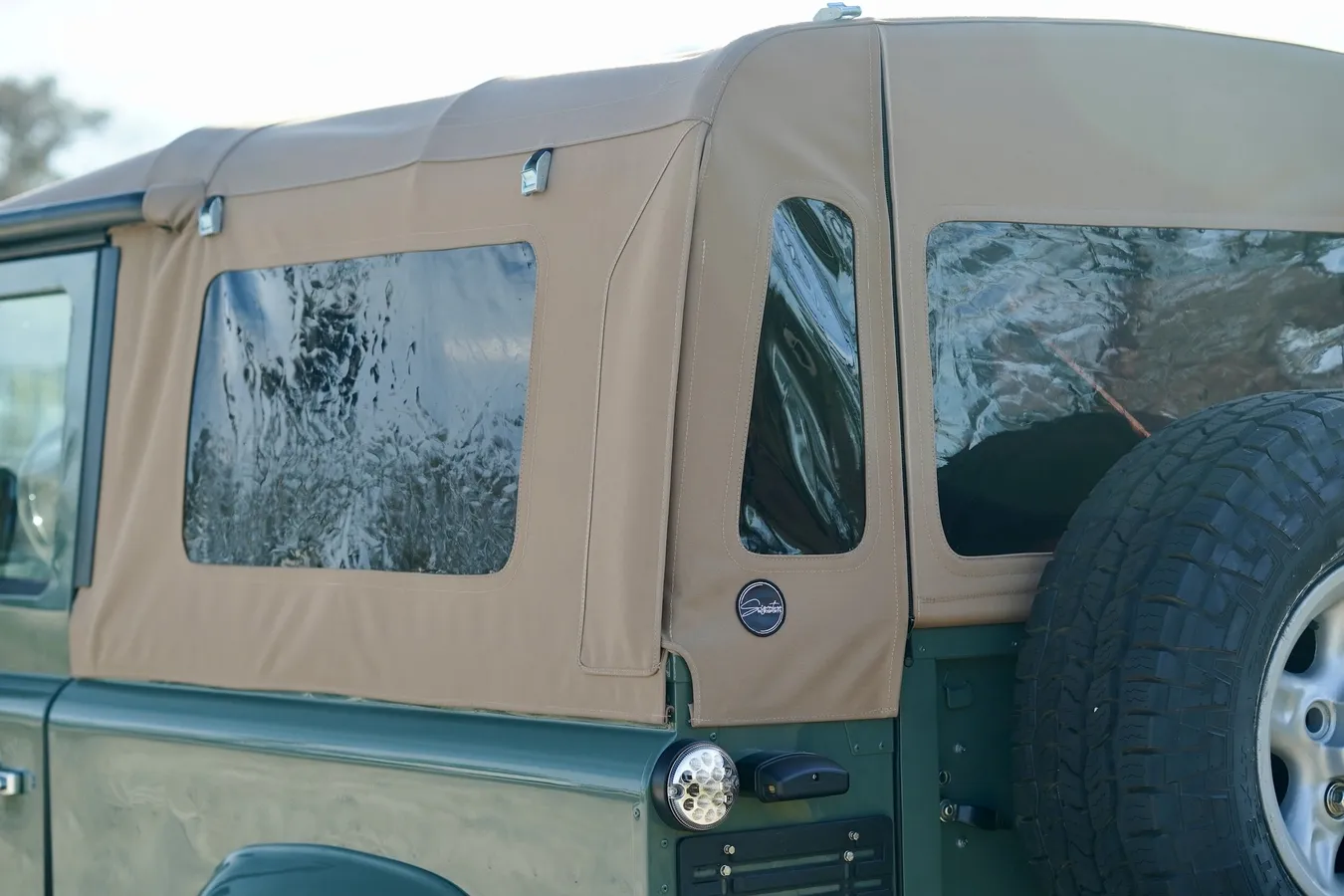 Restomod 1997 Land Rover Defender 90 Soft Top