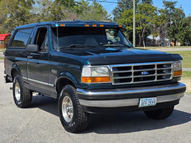 1994 Ford Bronco XLT - 3