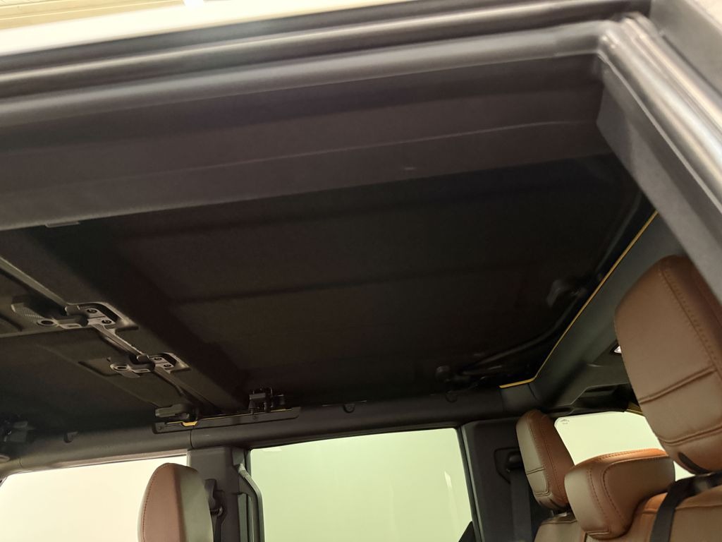 2023 Ford Bronco Heritage Limited Edition