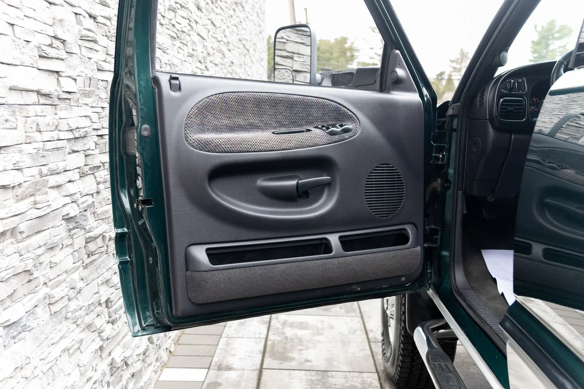 2001 Dodge Ram 2500 X-Cab