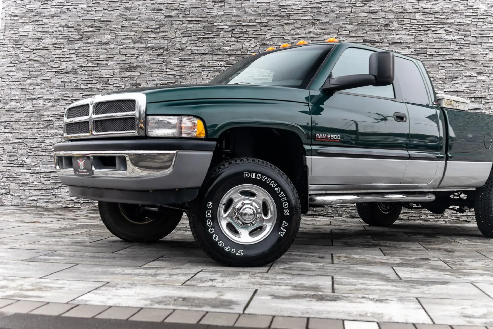 2001 Dodge Ram 2500 X-Cab - 5
