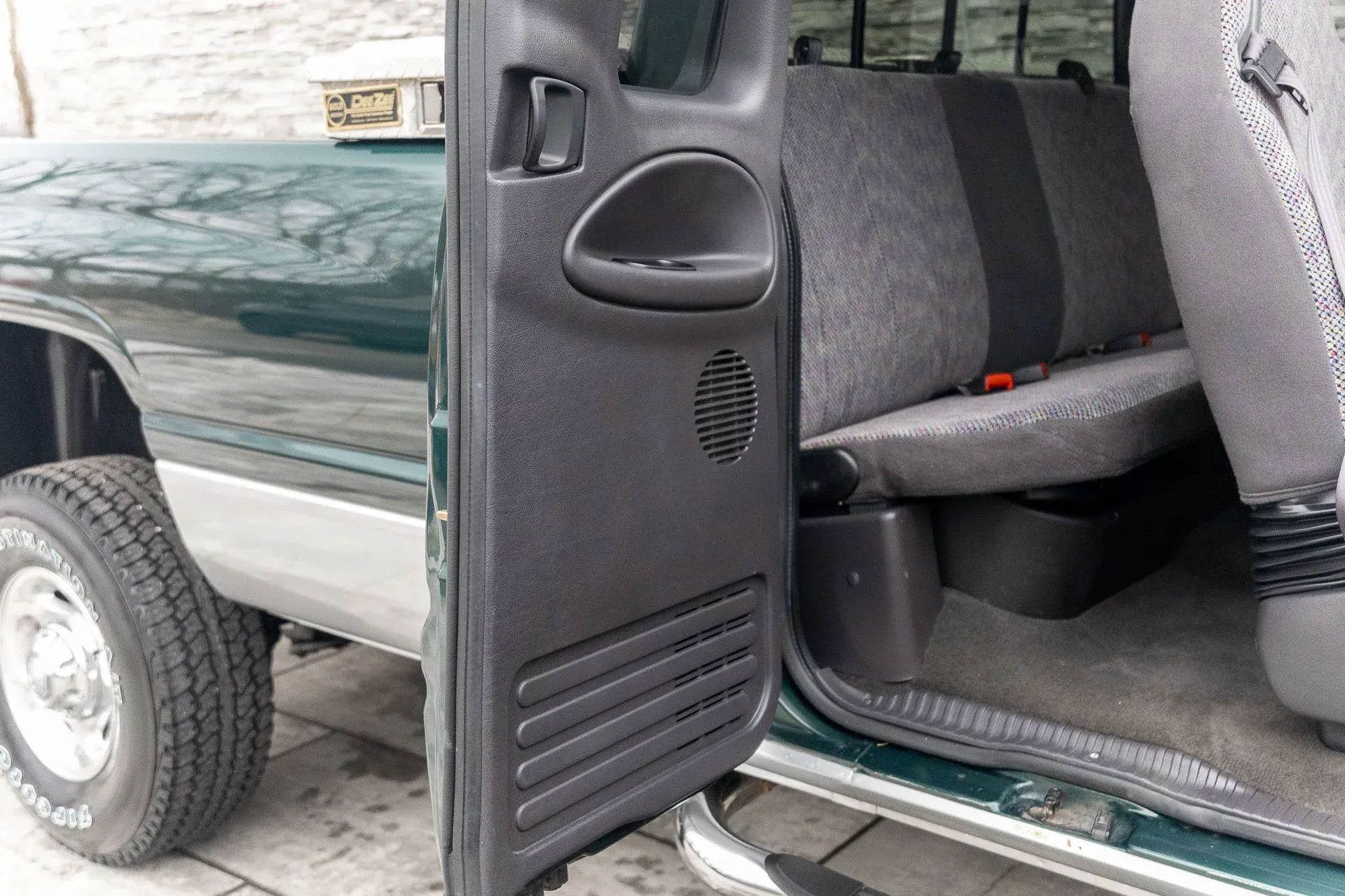 2001 Dodge Ram 2500 X-Cab