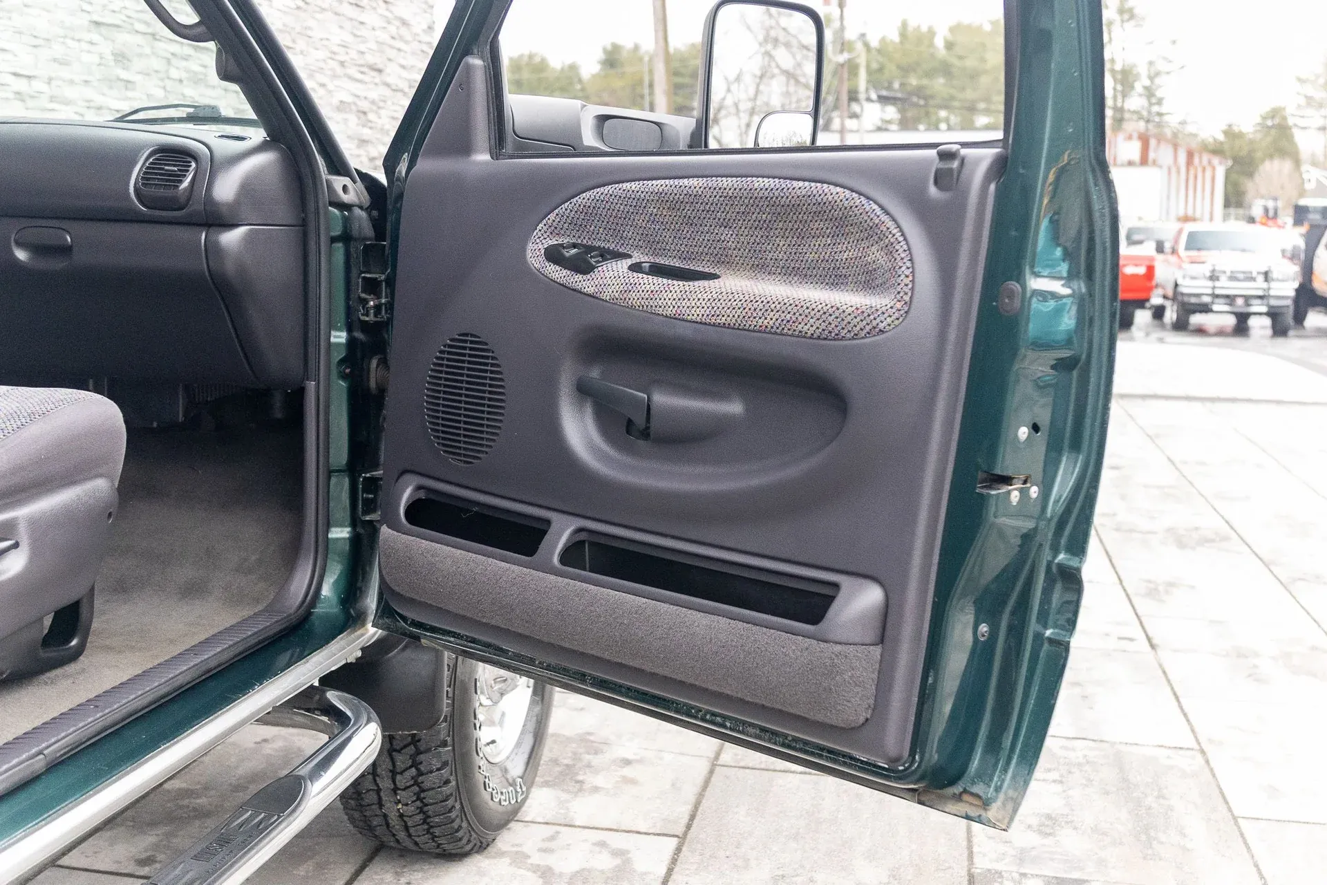 2001 Dodge Ram 2500 X-Cab