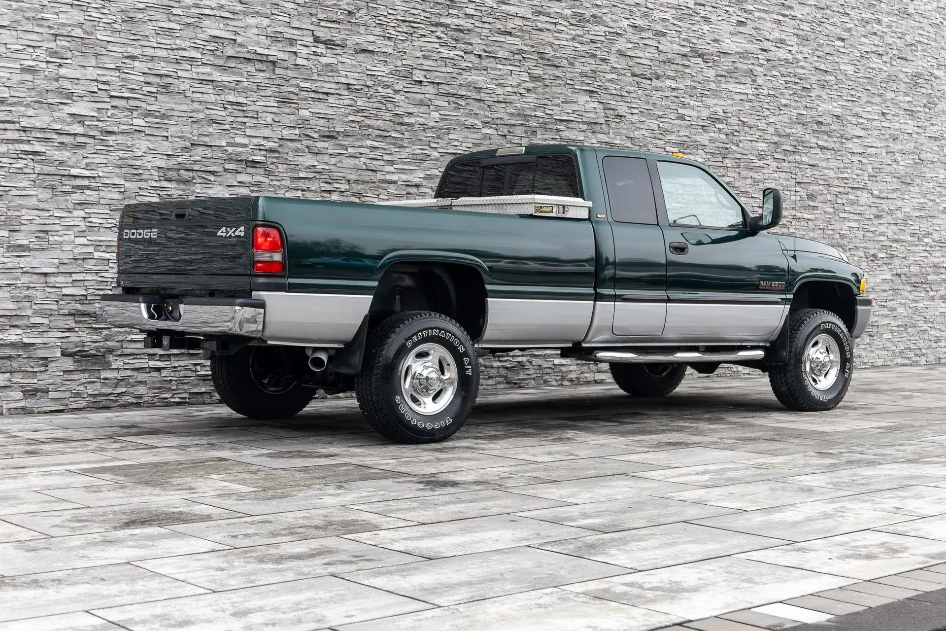 2001 Dodge Ram 2500 X-Cab