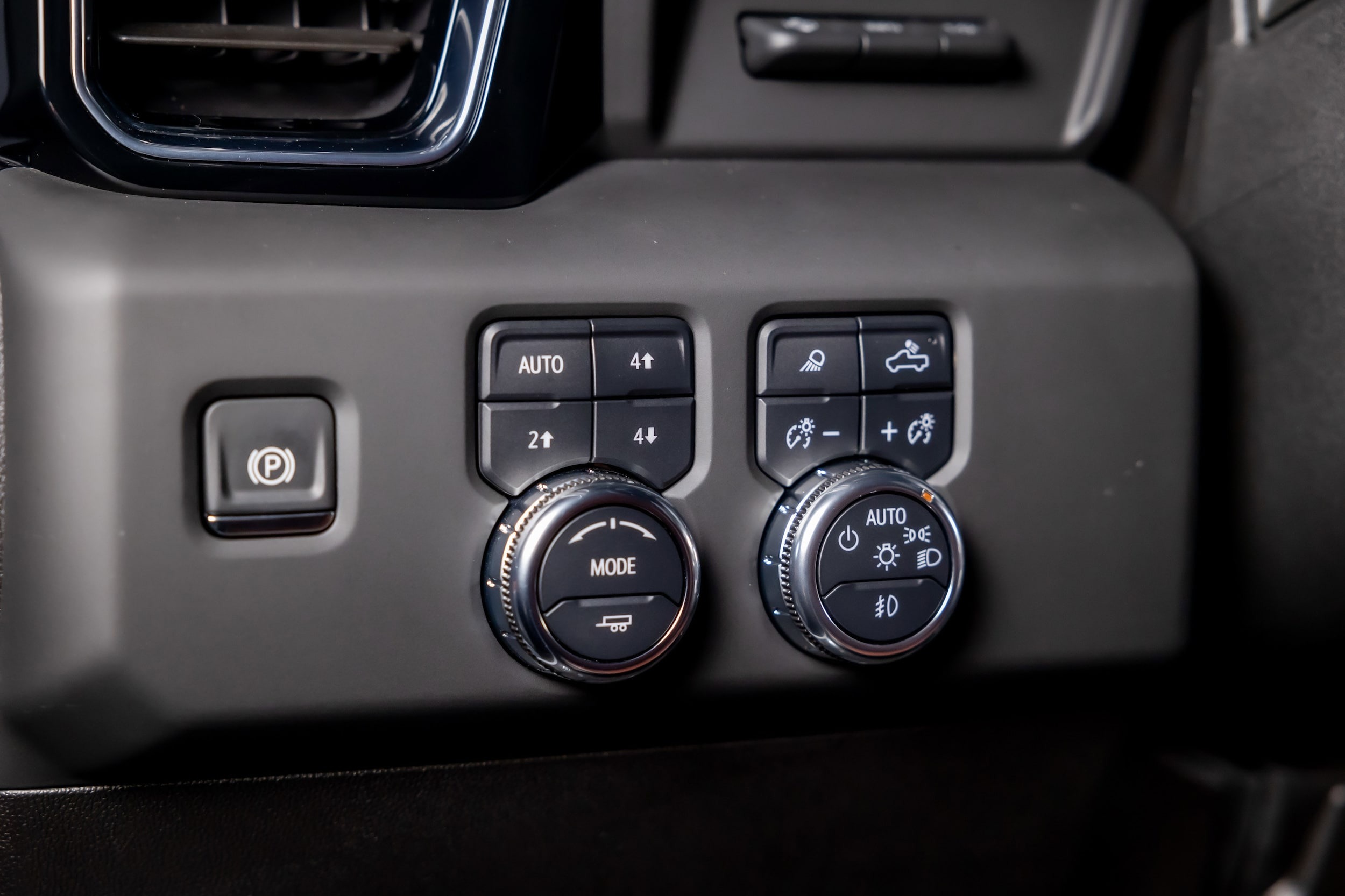 2025 GMC Sierra 3500 HD Denali Ultimate