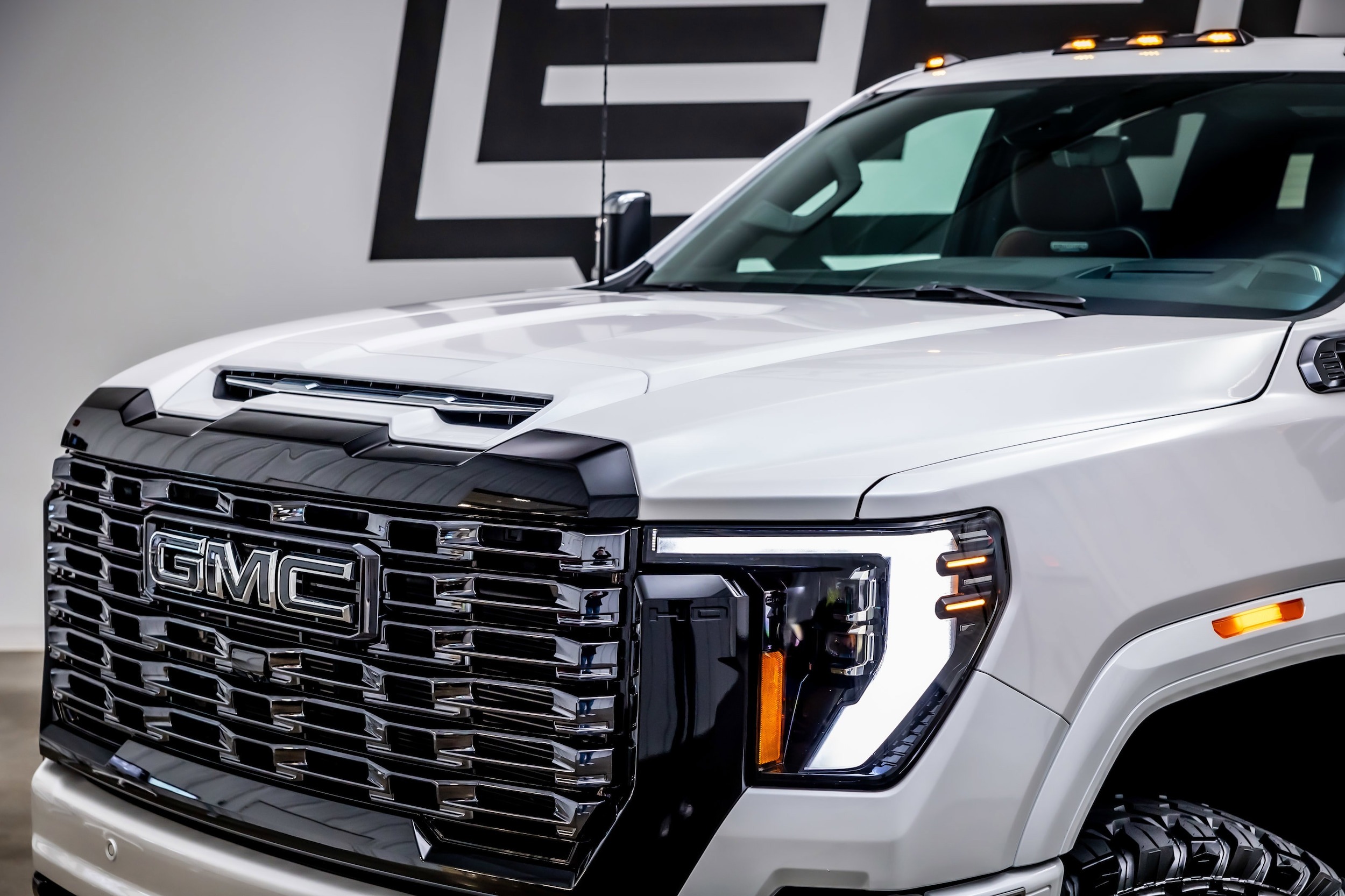2025 GMC Sierra 3500 HD Denali Ultimate