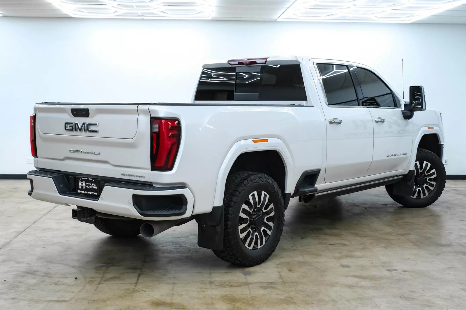 2025 GMC Sierra 2500HD Denali Ultimate - 4