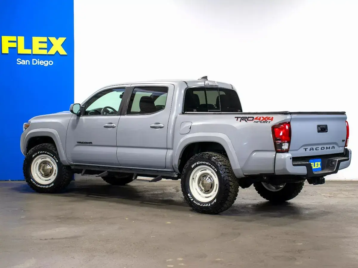 2019 Toyota Tacoma TRD Sport - 3
