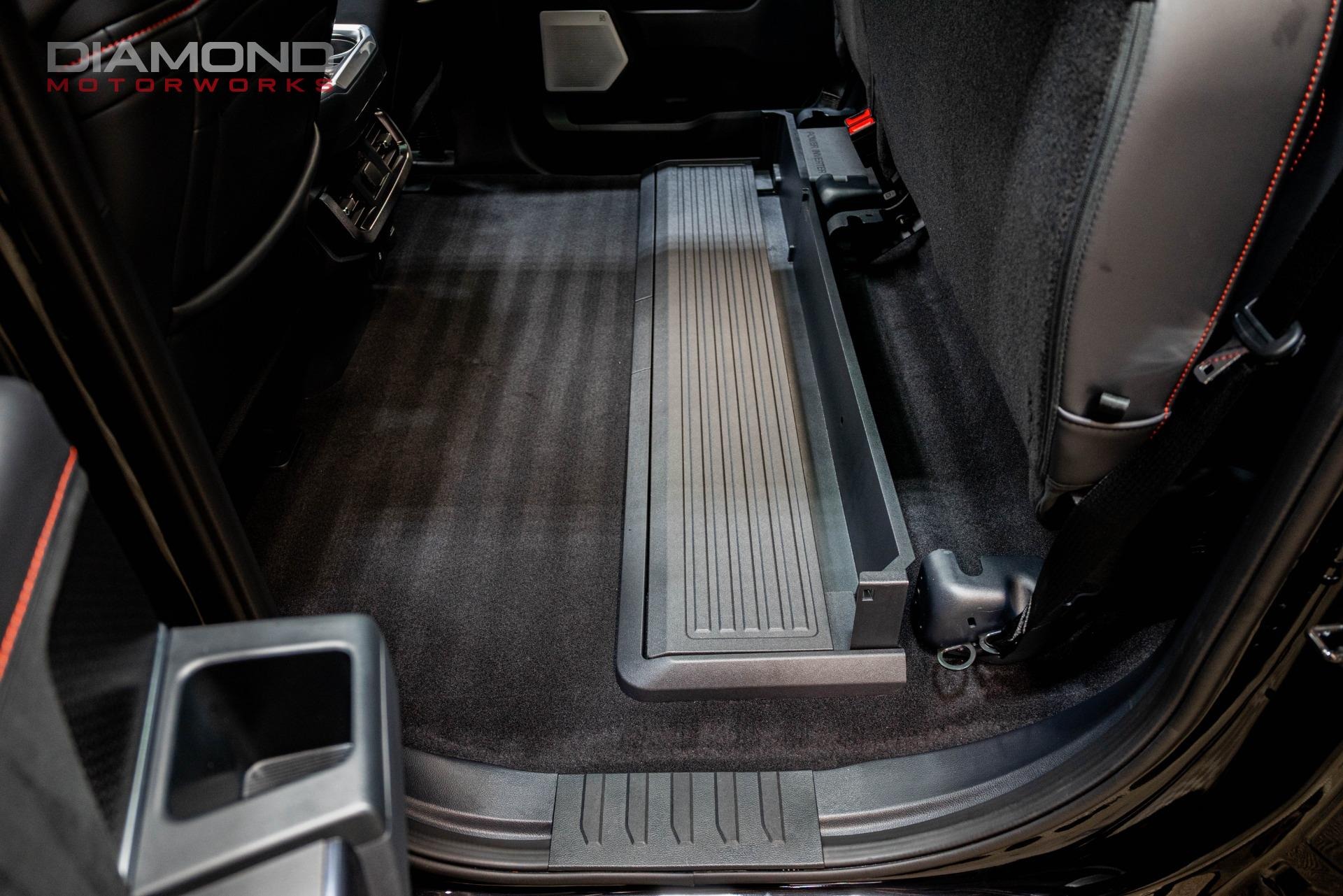 2025 Ford F-150 Raptor R