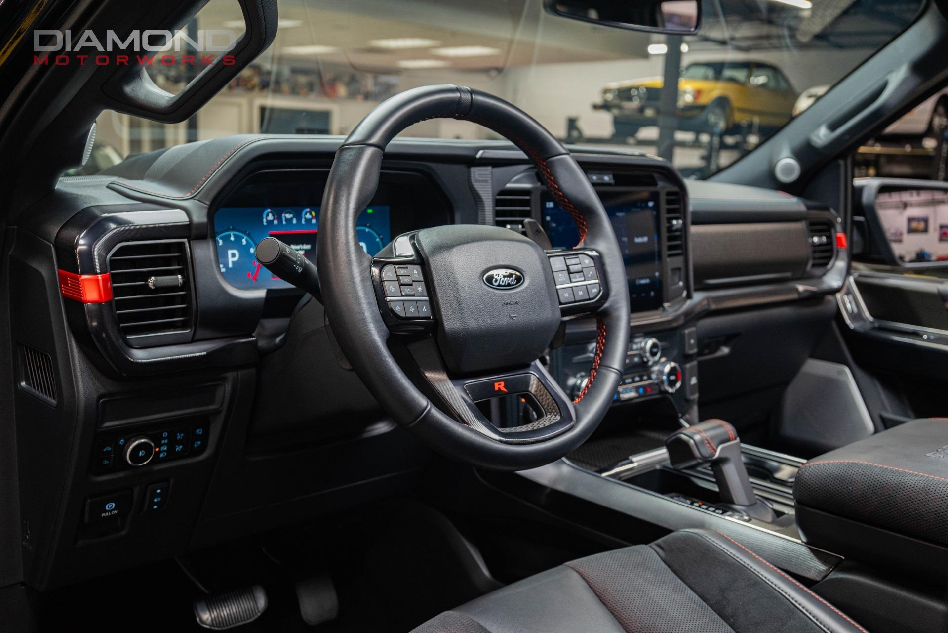 2025 Ford F-150 Raptor R