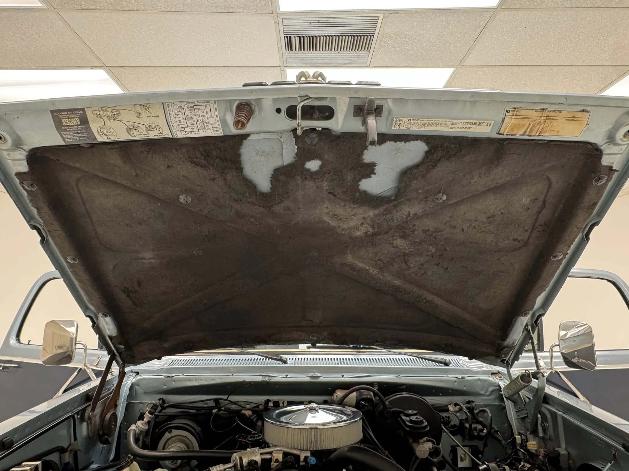 1987 Dodge Ramcharger 150 LE