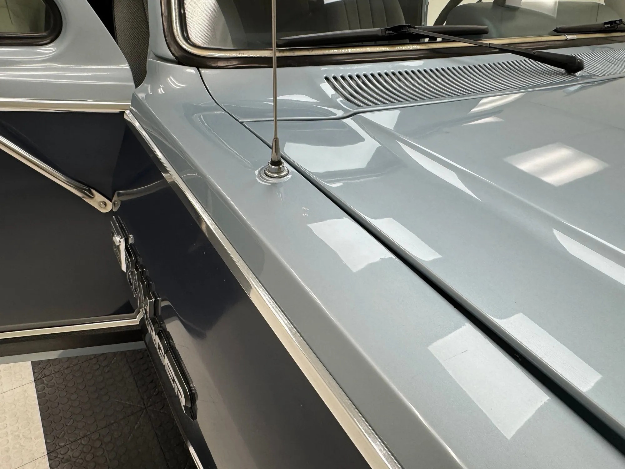 1987 Dodge Ramcharger 150 LE