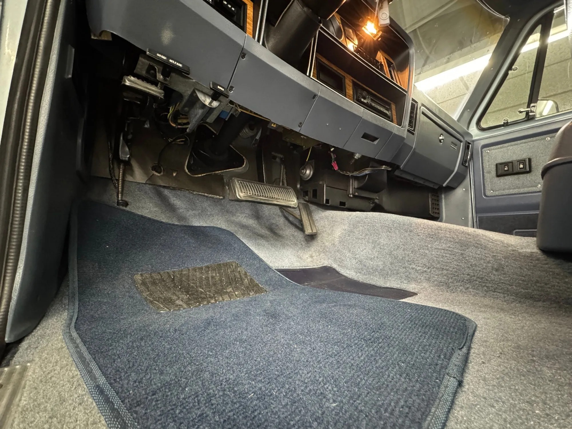 1987 Dodge Ramcharger 150 LE