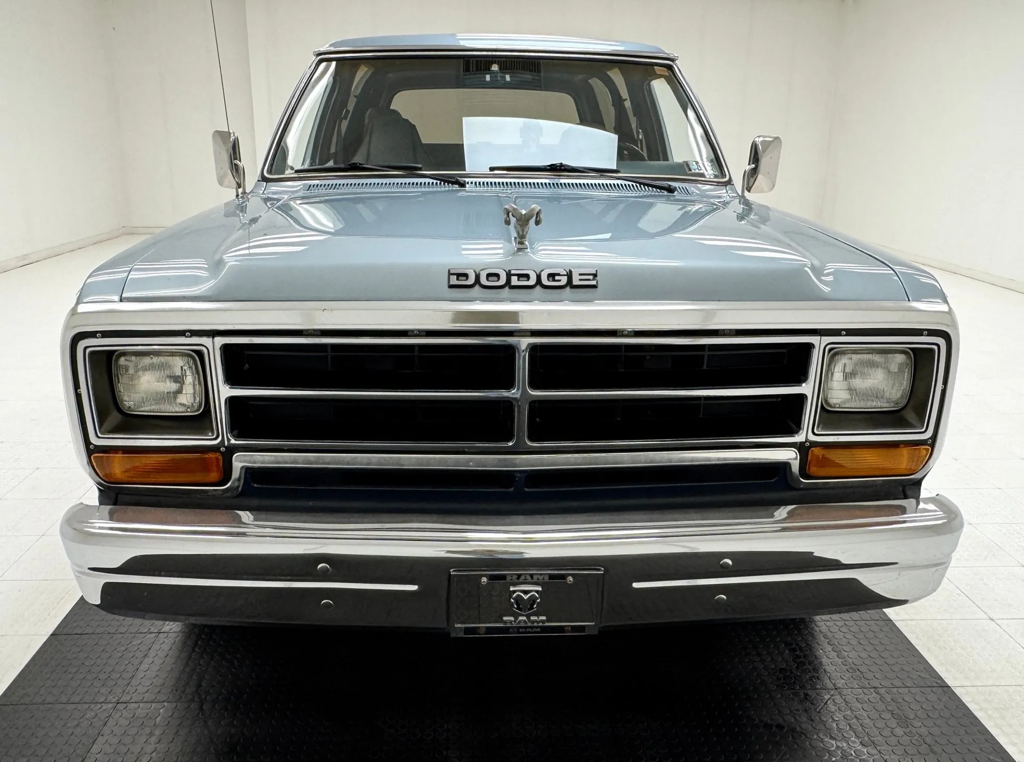 1987 Dodge Ramcharger 150 LE
