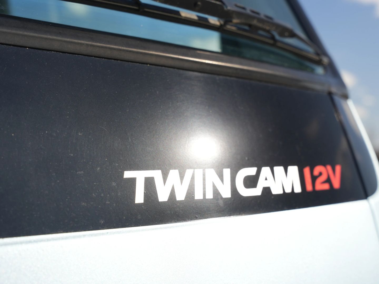 1998 Daihatsu Atrai RT