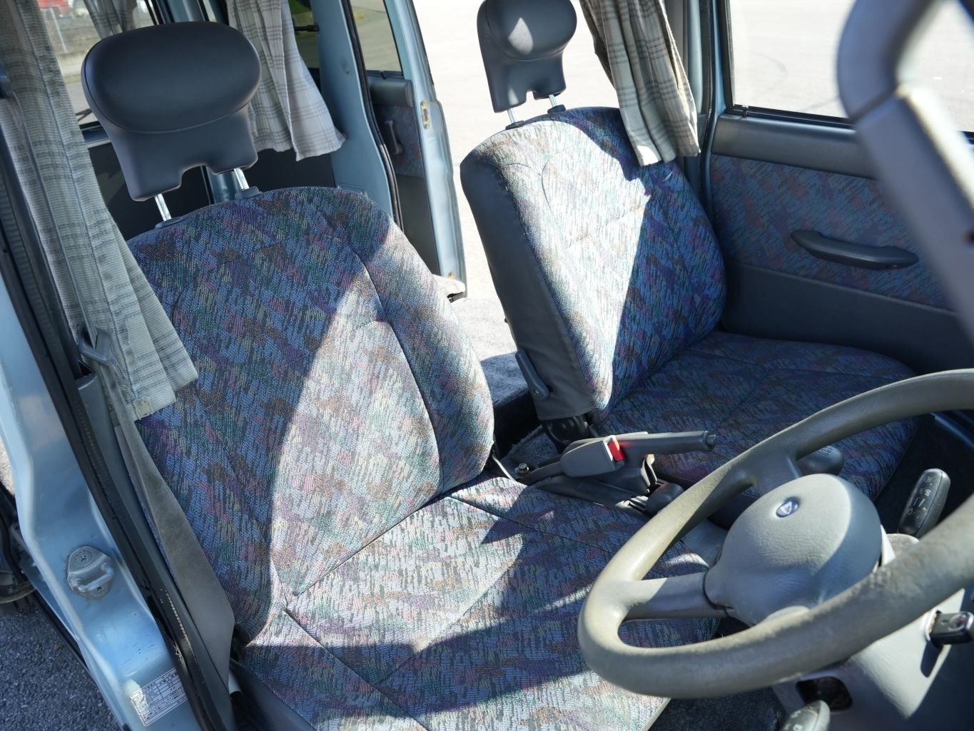 1998 Daihatsu Atrai RT