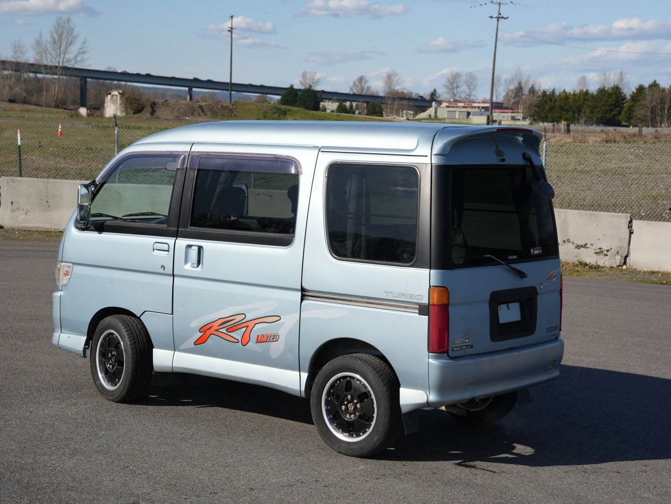 1998 Daihatsu Atrai RT