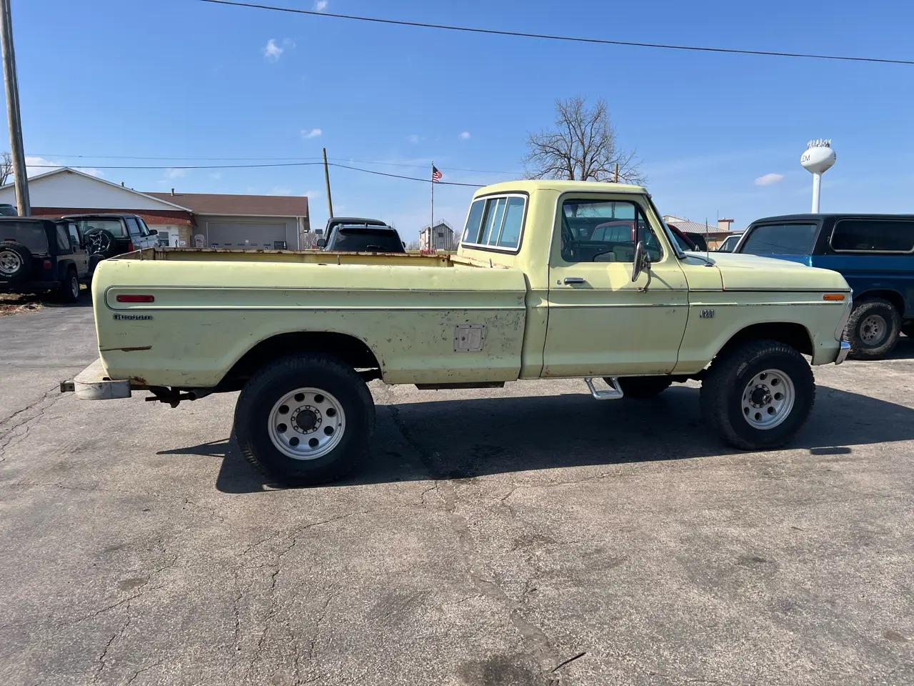 1976 Ford F-250 Highboy 4WD - 5