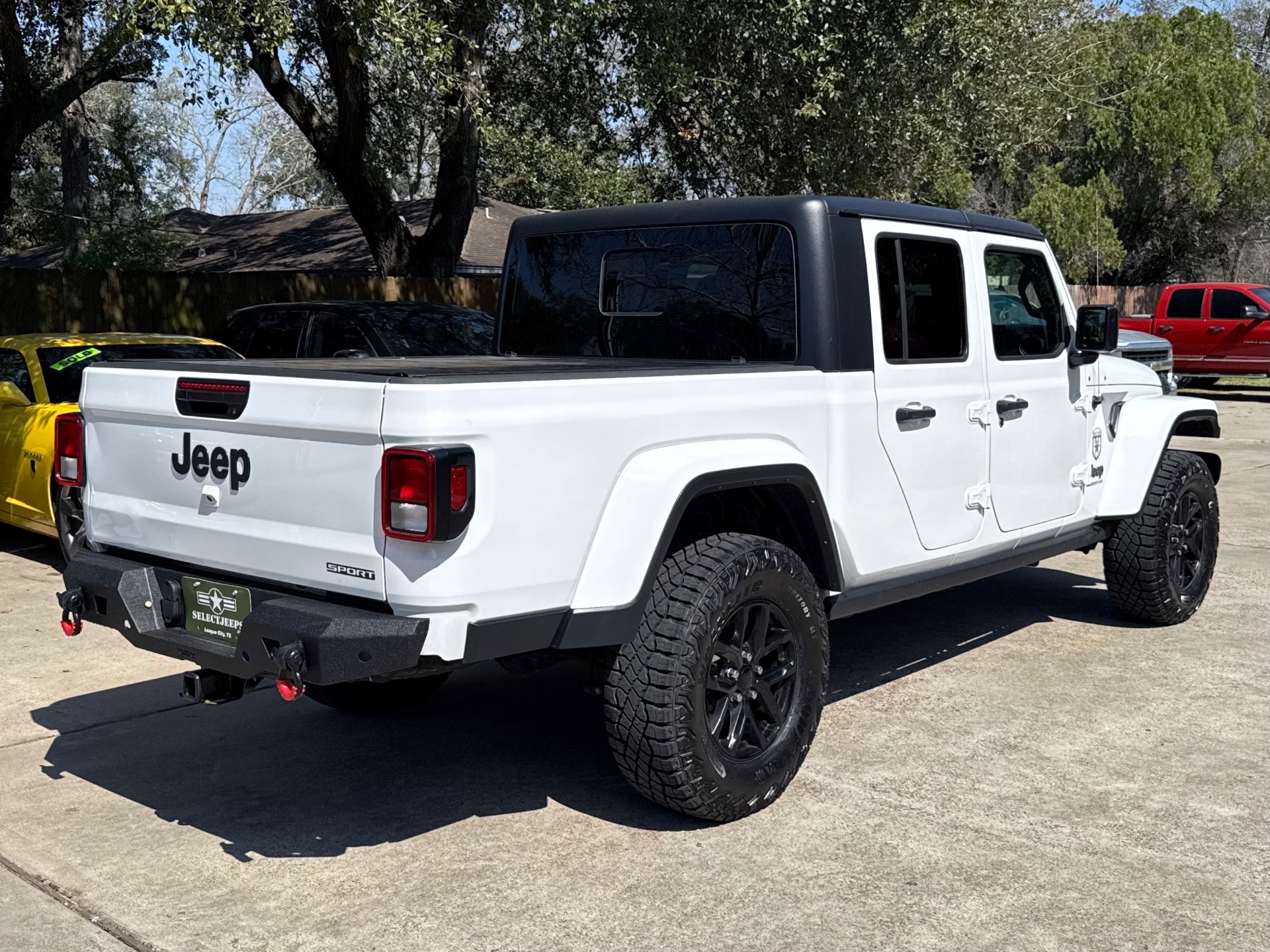 2021 Jeep Gladiator Sport S - 3