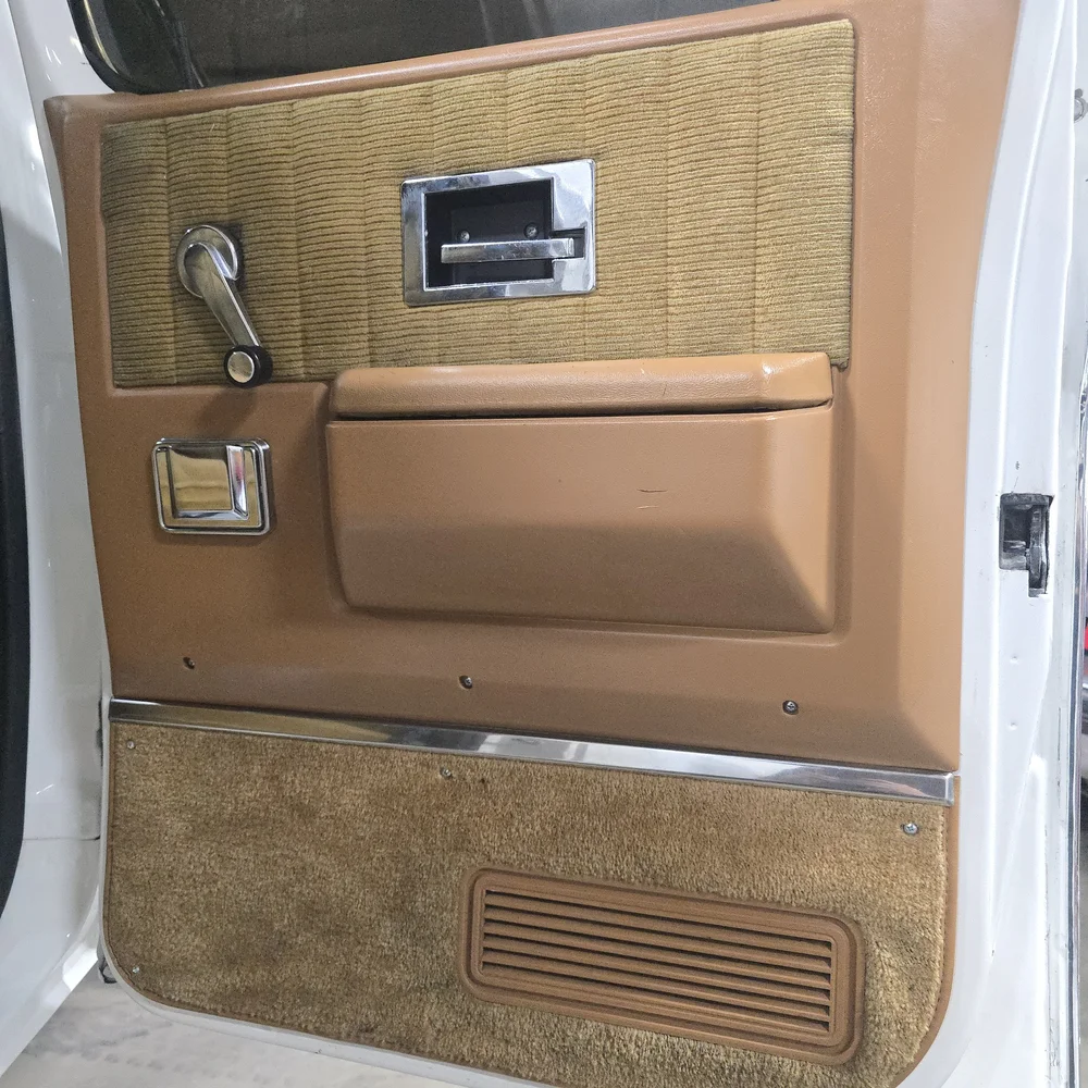 1989 GMC Suburban 2500 SLX